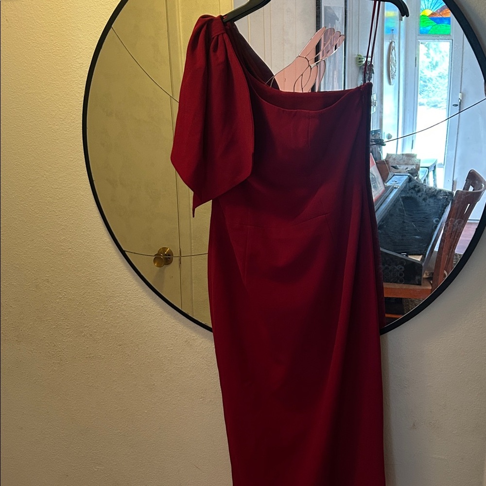 Dress the Population Red One-Shoulder Dress - Picture 3 of 6